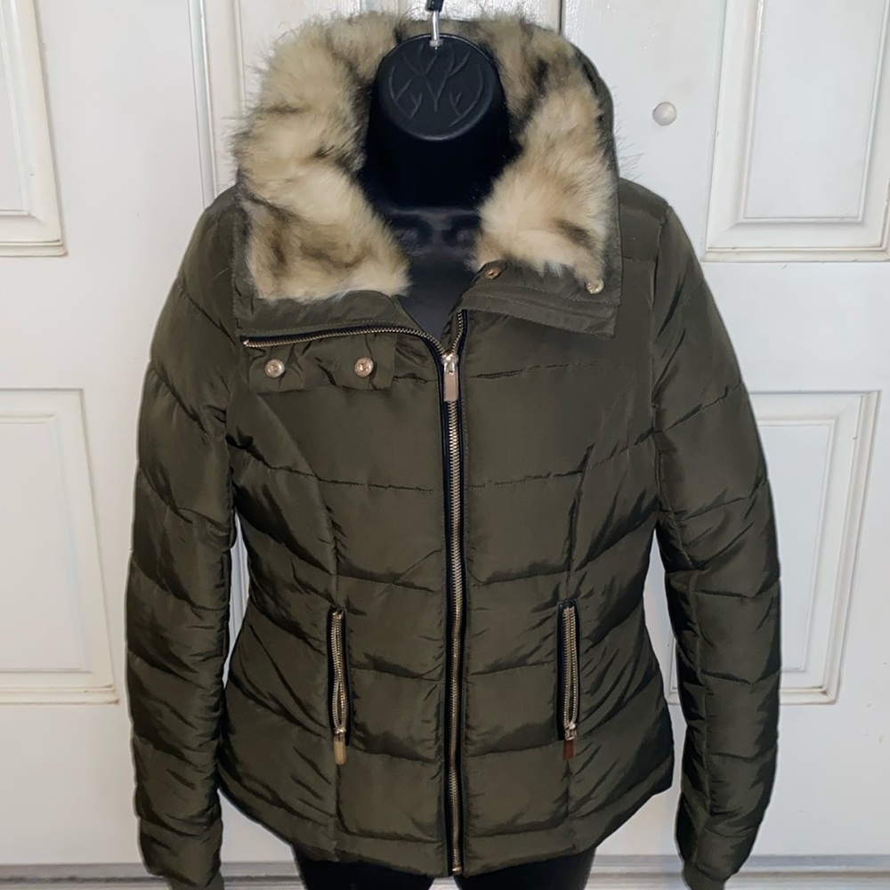 🆕New York & Company beautiful navy green jacket with hood.
